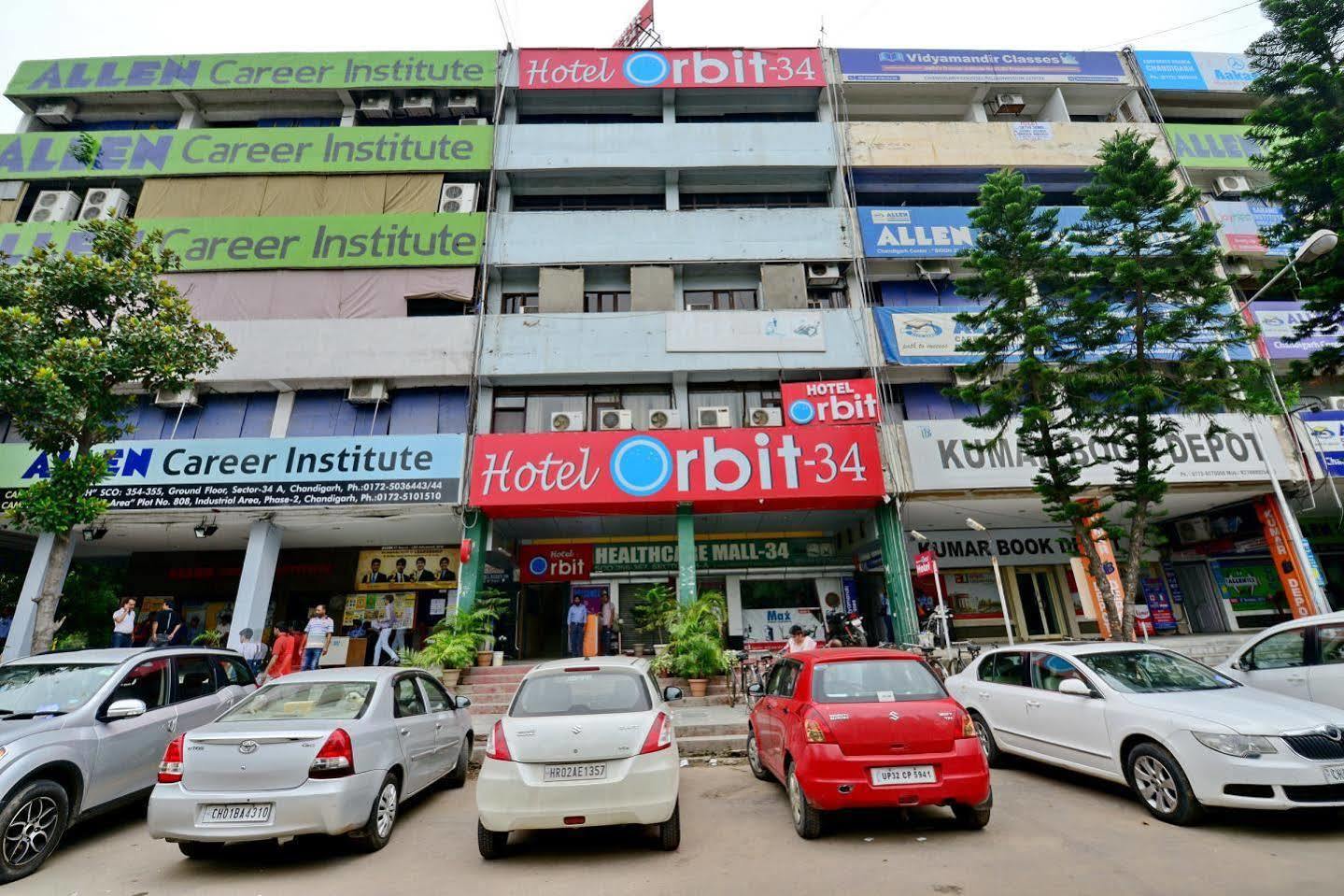 Hotel Orbit 34 Chandīgarh Eksteriør billede